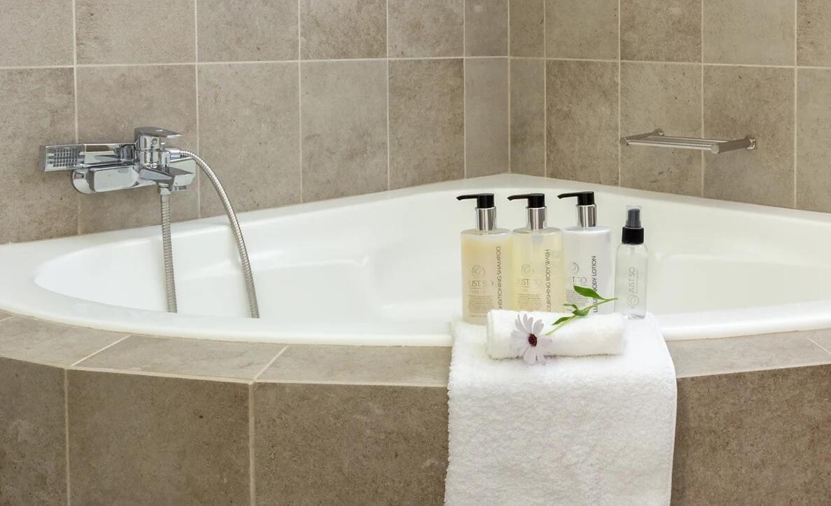 10 On Aquavista Addo River View Cottage 콜체스터 외부 사진